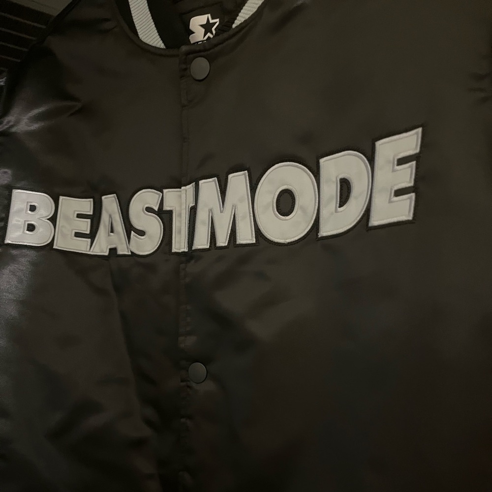 Starter Jacket black Raiders. Beast mode Size L. New with tags inside pocket.